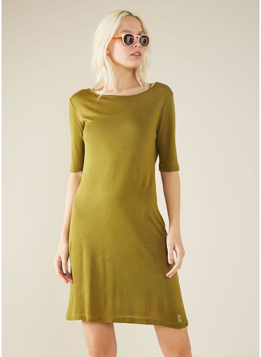 Resultado de imagem para vestido decote canoa look