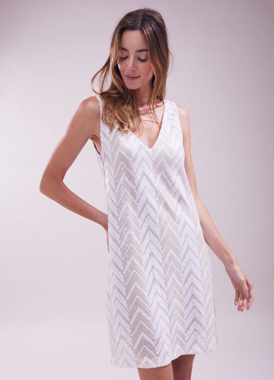 526754_031_1_M_VESTIDO-CURTO-PAETE-ZIGZAG-DE