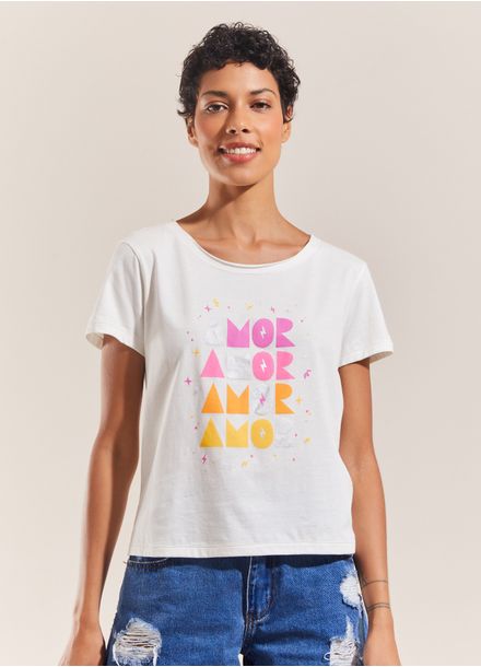 t shirt com aplicação