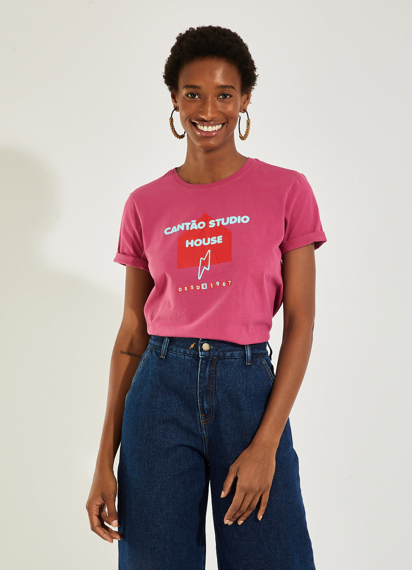 studio t shirt