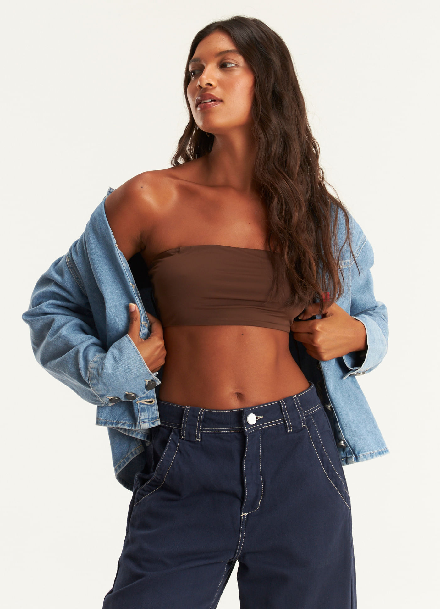 Cropped faixa undr alça removível marrom