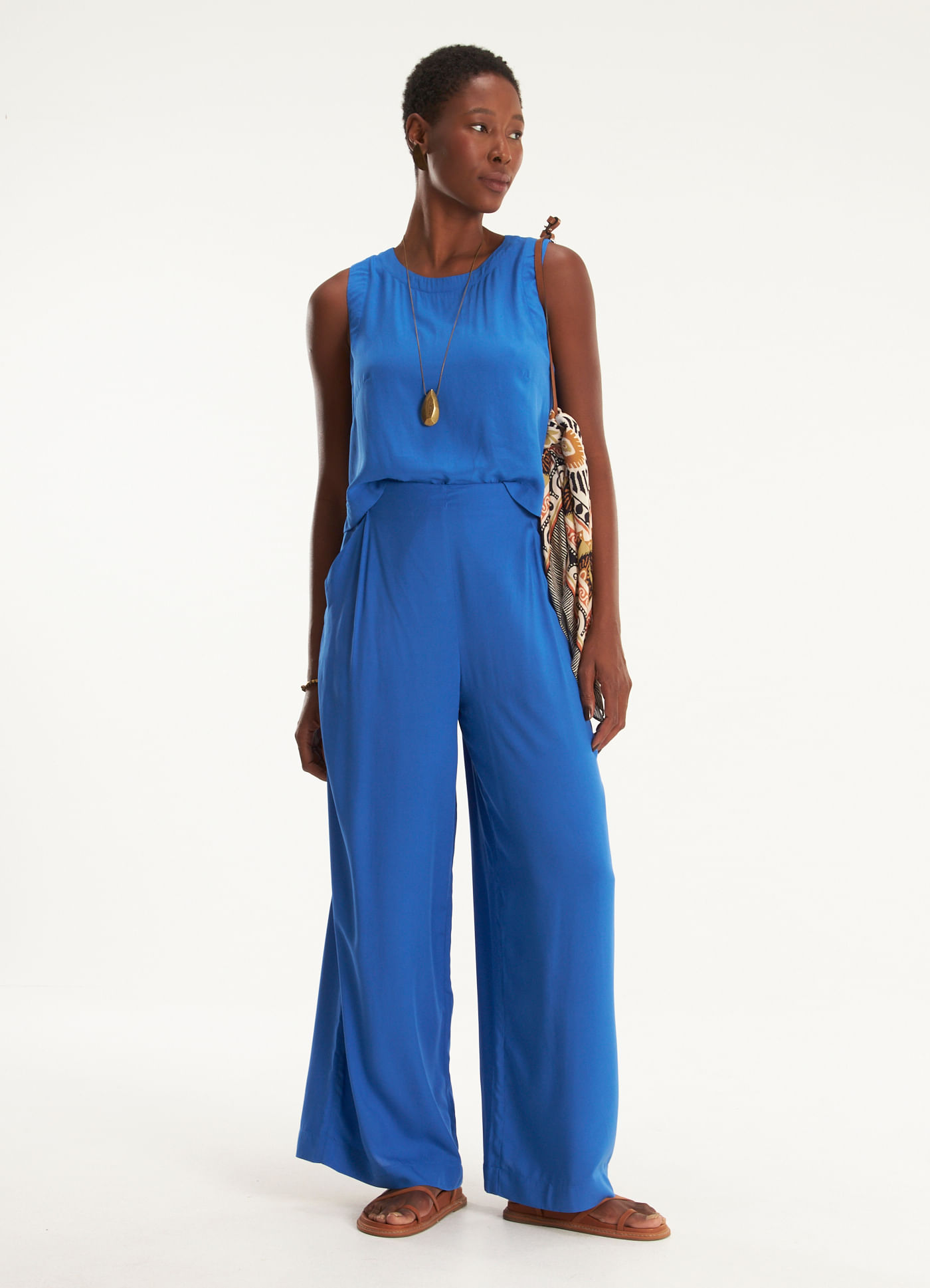 Calça pantalona viscose recomeços azul