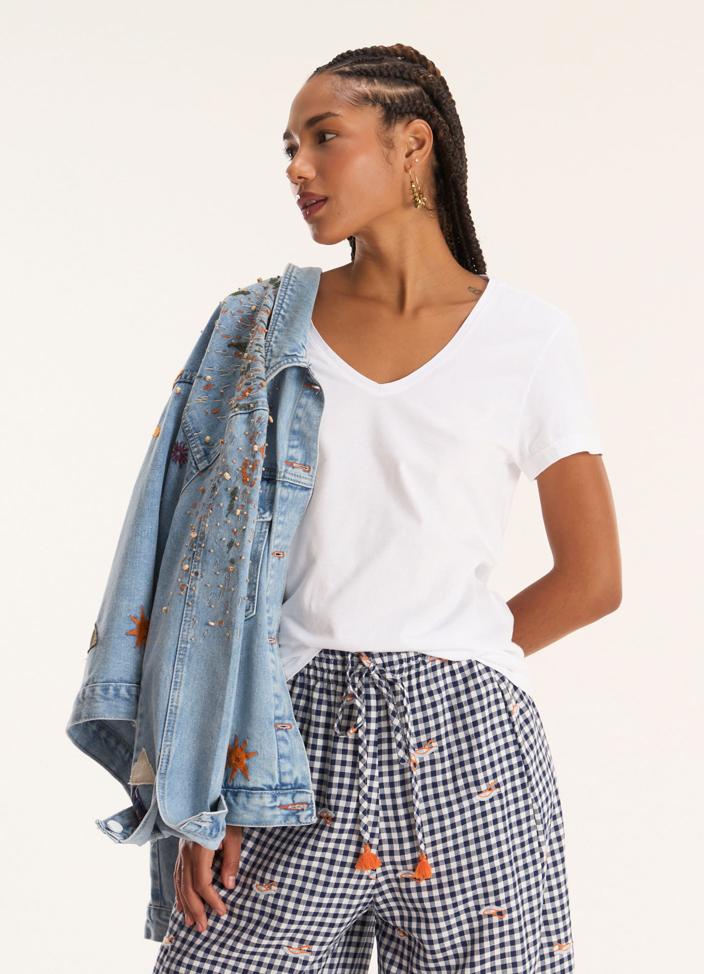 Blusa algodão gola v off white