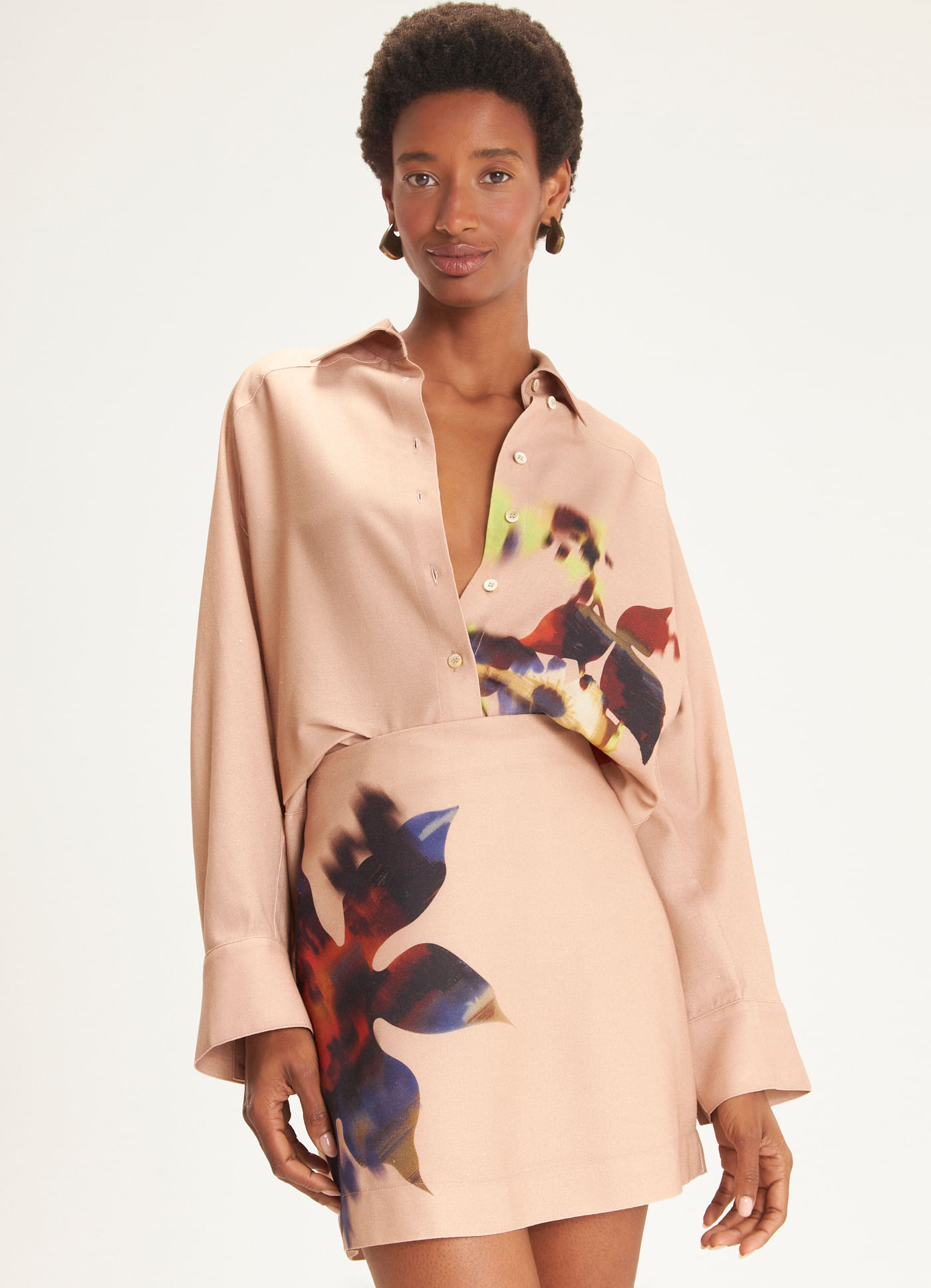 Camisa estampada jardim delírio