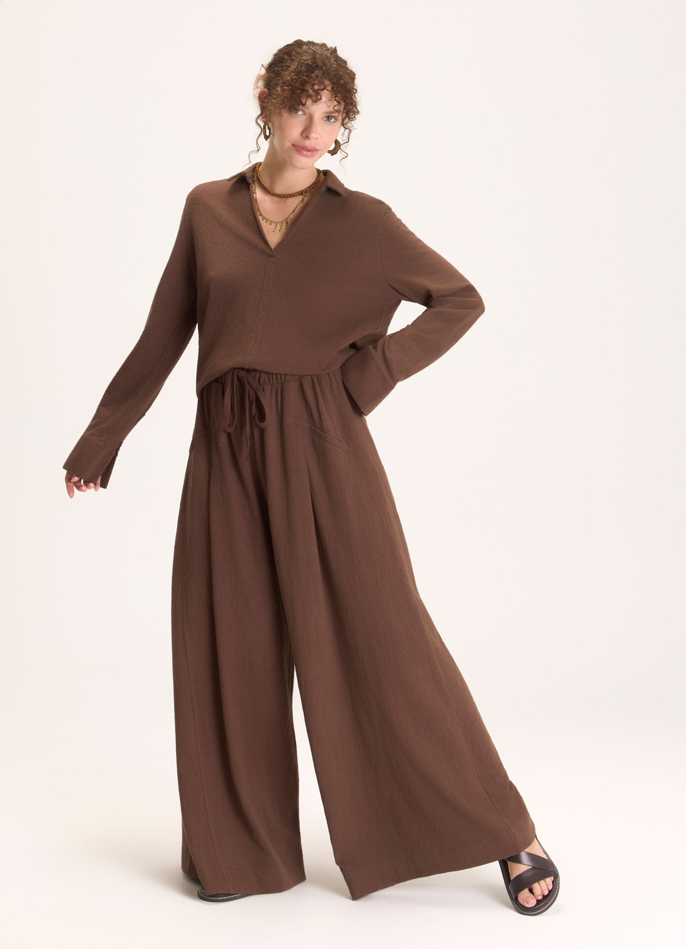Calça pantalona malha crepe flamê marrom