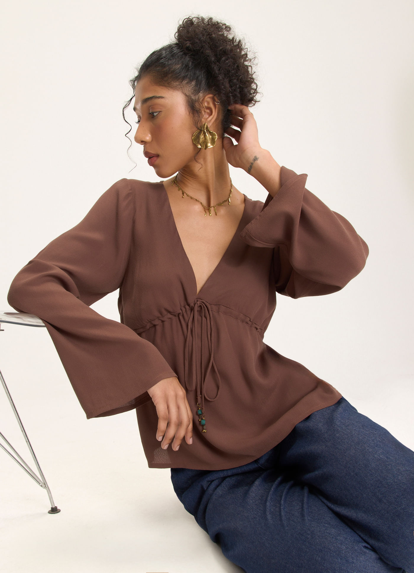 Blusa amarração crepe leve marrom