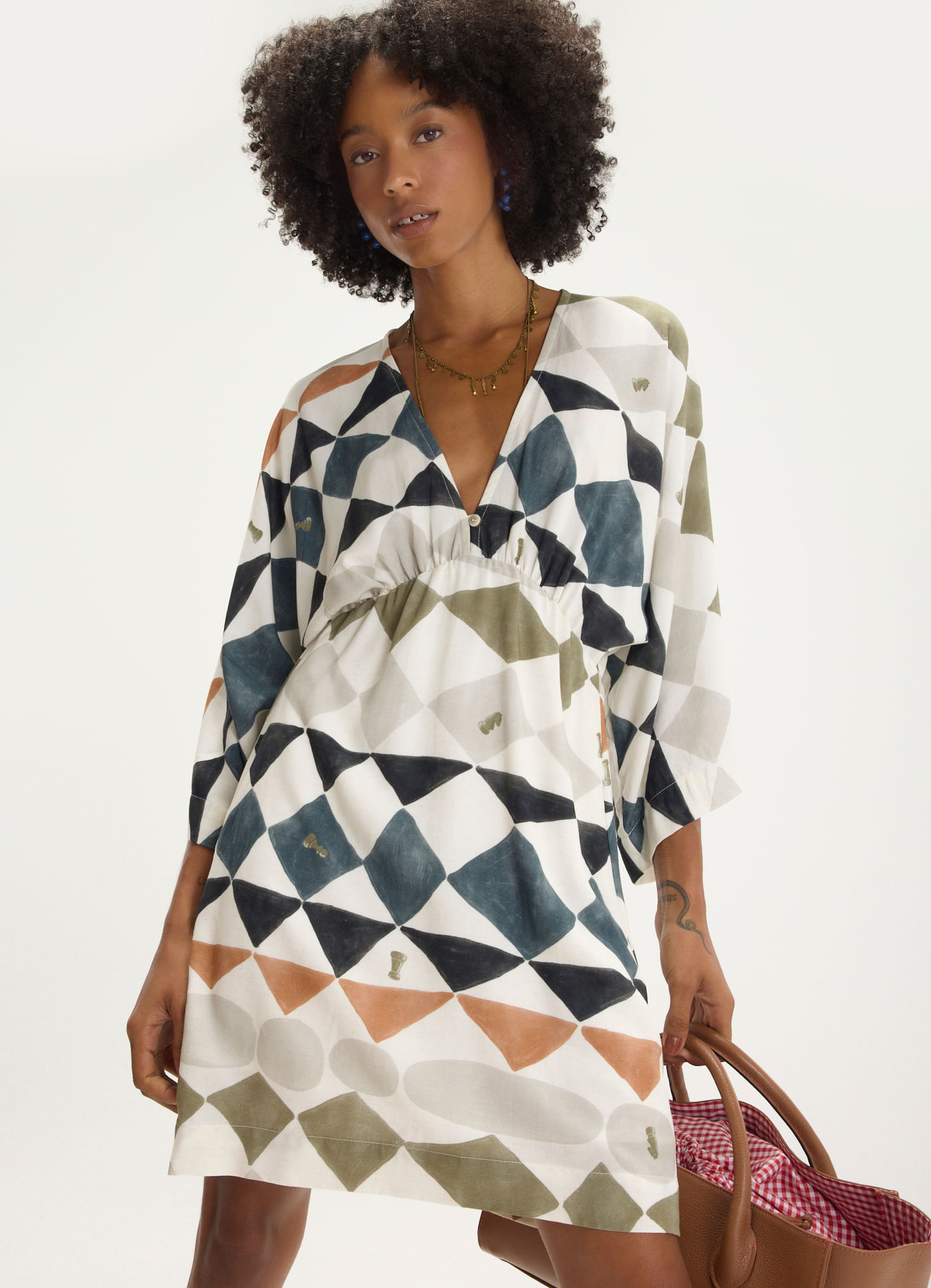 Vestido curto estampado xeque mate