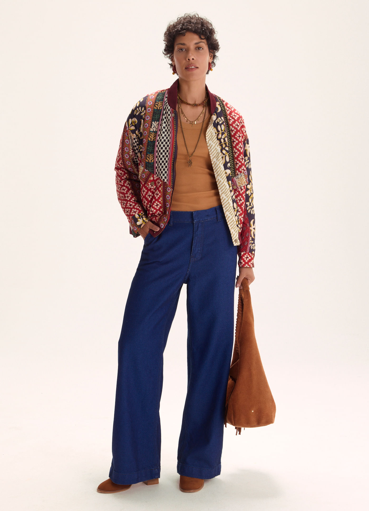 Calça wide leg alfaiataria textura jeans