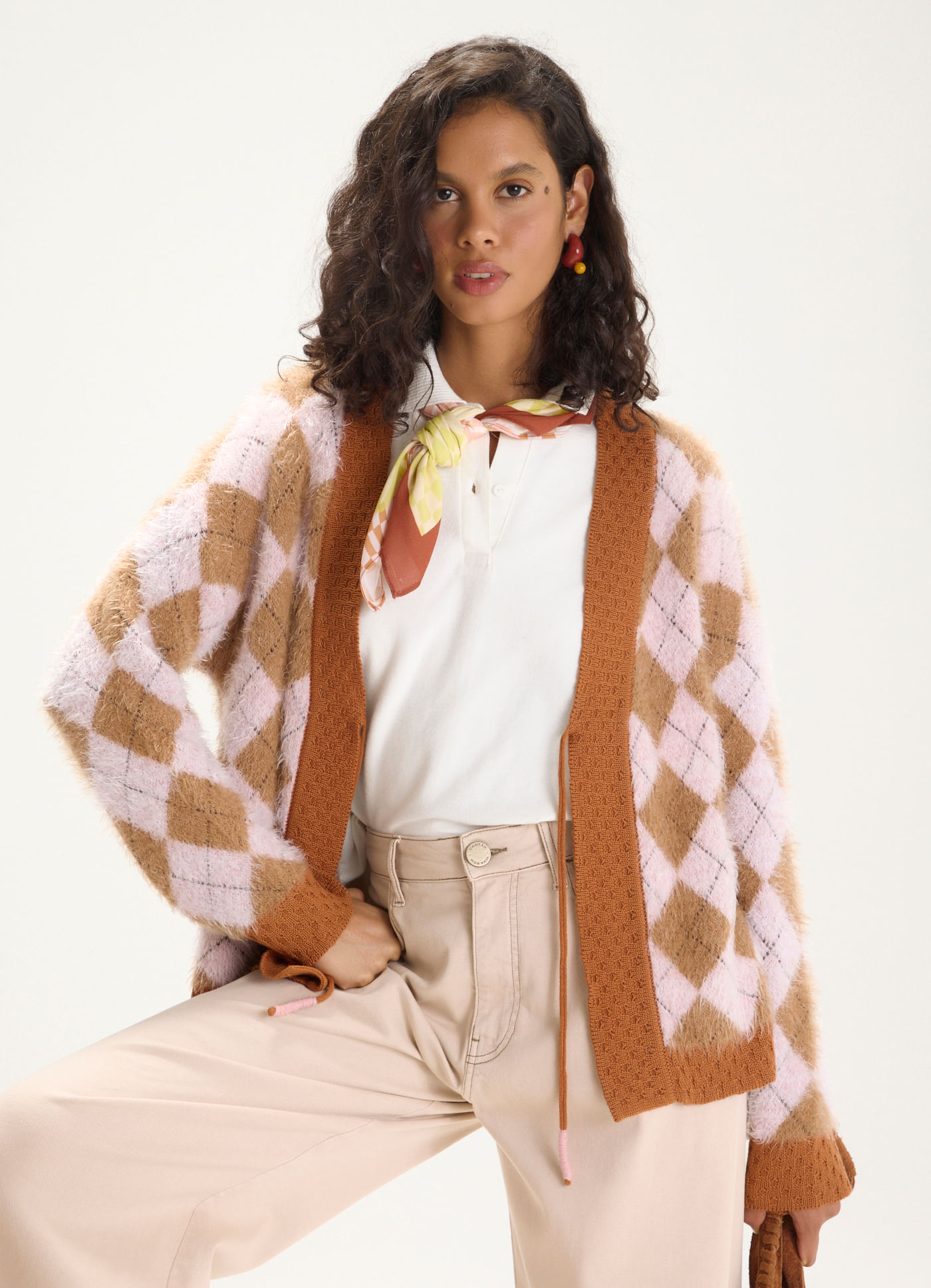 Cardigan tricô xadrez amarração pelinho