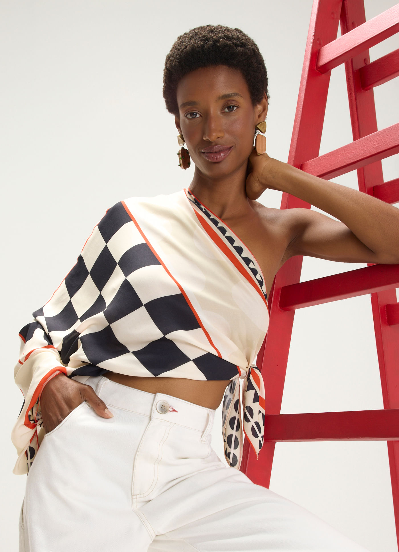 Maxi lenço estampado tabuleiros