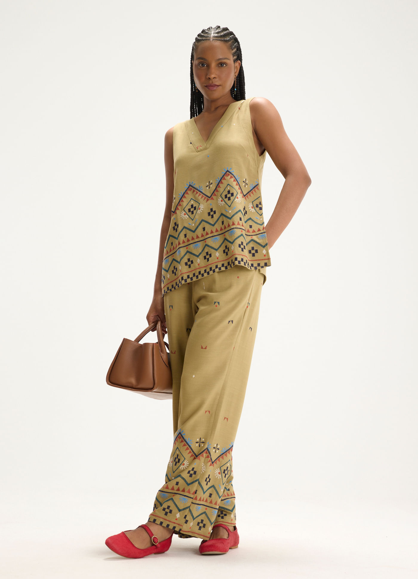 Blusa linho bordado boho