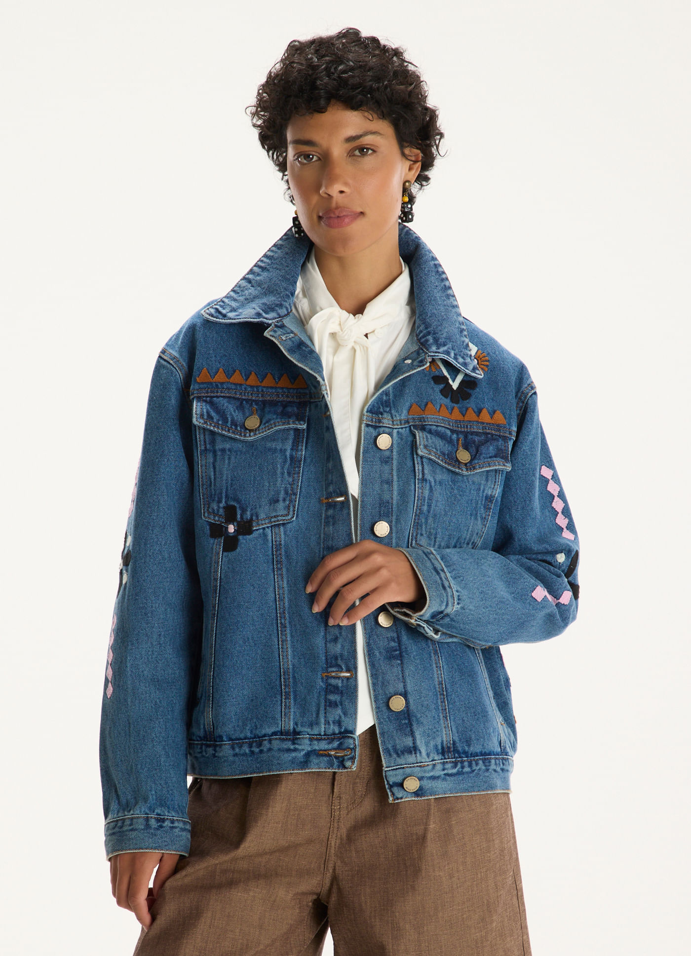 Jaqueta bordado pique stone jeans