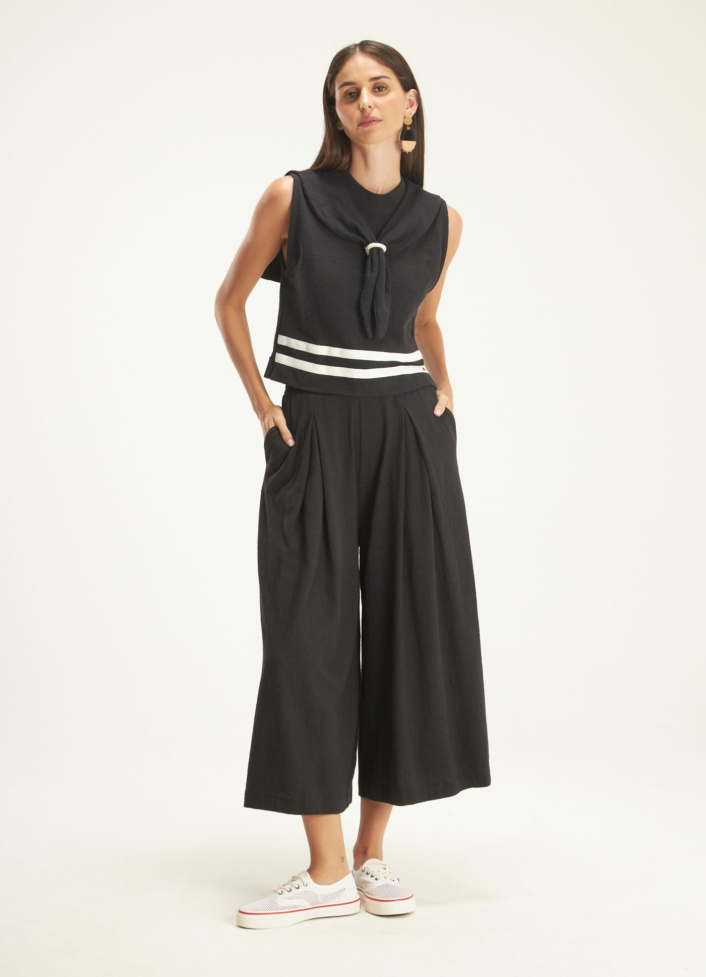 Calça corsário crepe flame preto