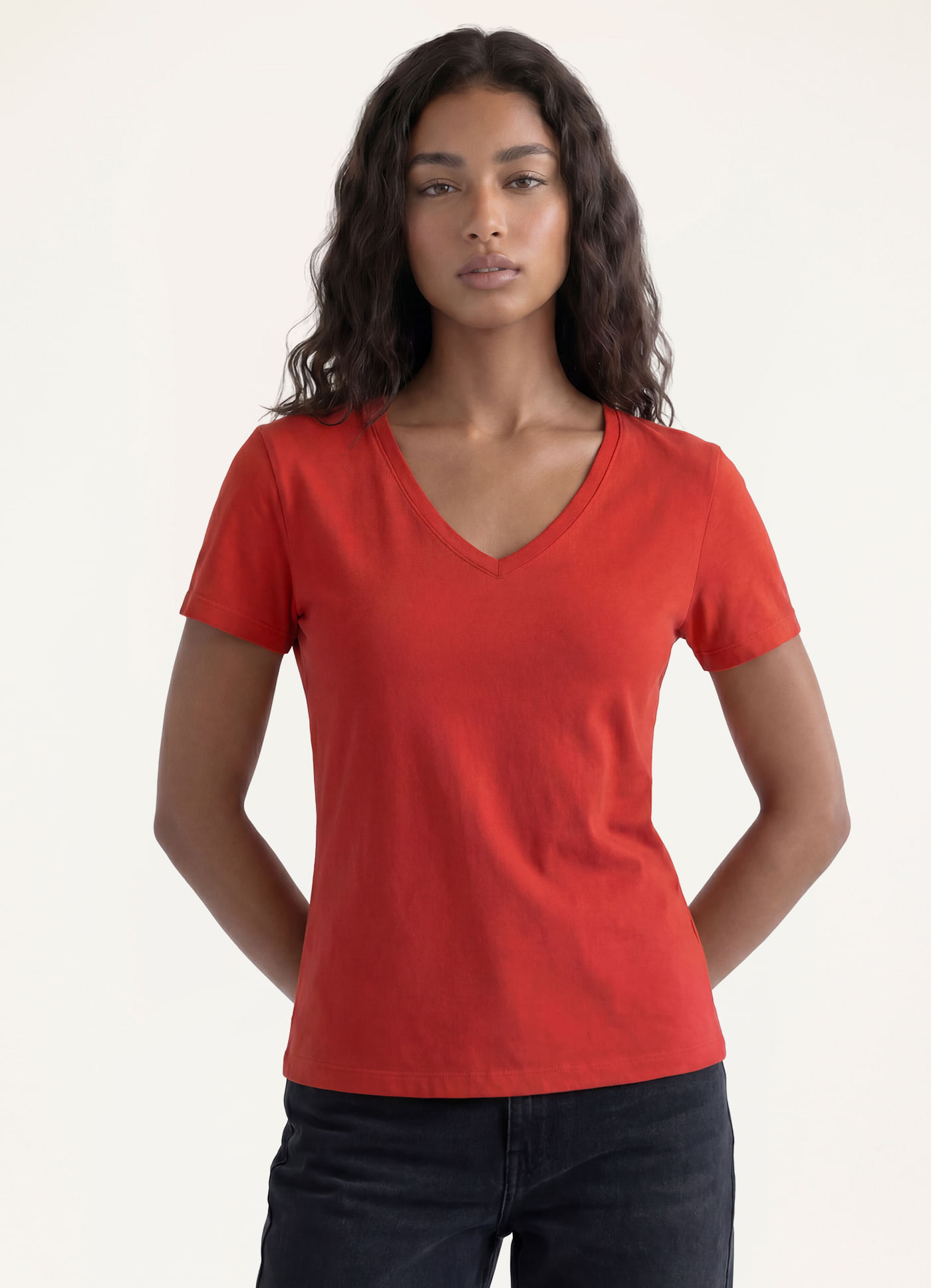 Blusa básica algodão gola v vermelho